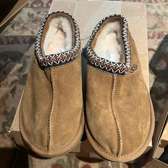 UGG Shoes - New without box Ugg Tasman chestnut size 6